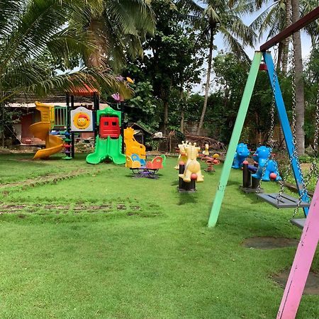 Udaya Resort Palakkad Exterior foto